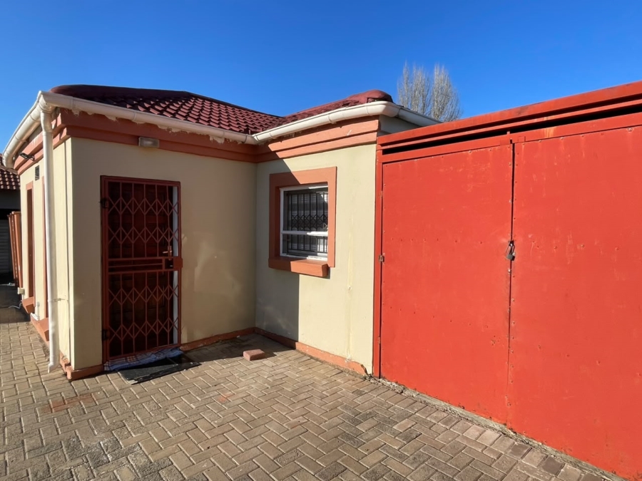 2 Bedroom Property for Sale in Vista Park Free State